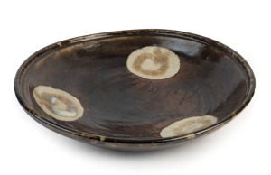 HAROLD HUGHAN studio pottery charger purported to be from Hughan's last ever firing, incised with Glen Iris monogram, 44cm wide