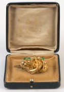 An antique Colonial yellow gold brooch set with green stones and pearls, most likely Sydney origin, 19th century, housed in a plush box branded "PRICE Co. Ltd. Sydney", 4cm wide, 16.5 grams total - 2