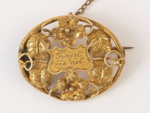 An antique Australian Colonial oval 18ct yellow gold brooch engraved "FORGET ME NOT", 19th century, 3.2cm wide, 4.9 grams