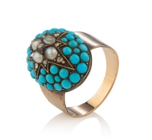 A Georgian gold ring pave set with turquoise, diamonds and seed pearls, early 19th century, 9.8 grams total