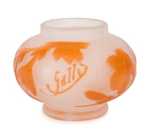 GALLE French Art Nouveau orange and opaque cameo glass vase, early 20th century, signed "Galle", 5.5cm high, 7.5cm diameter