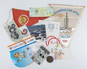 1980 MOSCOW & 1988 SEOUL OLYMPICS: incl. 1980 Moscow judge's identity pass, Republic of China Track & Field Association badge, Olympic pennants (2) & a medallion; 1988 Seoul judge's identity pass & card, invitation cards, etc. (30+ items)Ex Ray Smith, an Australian olympic athlete who finished 6th in the 1956 Olympics 50k Walk, later becoming an athletics official and judge.