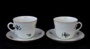 RICHARD GINORI Italian porcelain oversized teacups and saucers (4 items), stamped "Richard Ginori, Italy", the saucers 17cm diameter