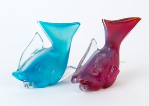 Two Murano glass fish ornaments, 10cm and 10.5cm high