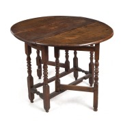 George I antique English gate-leg drop-side oak table, early 18th century, 70cm high, 29cm (extends to 99cm) wide, 90cm deep