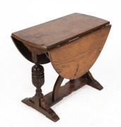 An antique English oak drop-side occasional table in the Tudor style, 19th century, 54cm high, 36cm (extends to 93cm) wide, 67cm deep - 2