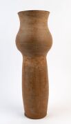 WANDA GARNSEY&nbsp;tall studio pottery brown glazed vase, seal mark near base, ​​​​​​​45cm high - 4