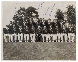 GRAHAM MCKENZIE COLLECTION - 1961 ASHES TOUR OF ENGLAND: Team photo (20x26cm) signed by 13 members of the touring party (some signatures are tad difficult to pick out from the background) including Graham McKenzie, Alan Davidson, Bill Lawry, Wally Grout, Barry Jarman & Bobby Simpson.