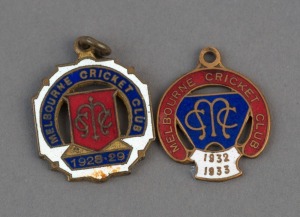 MELBOURNE CRICKET CLUB: 1928-29 & 1932-33 membership badges both made by Bentley; the latter in very fine condition. (2)