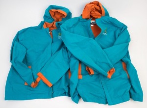 2006 COMMONWEALTH GAMES IN MELBOURNE: hooded jackets (2) in blue with orange trim ,each with 2006 embroidered crest over the left breast, sizes L & XL. (2)