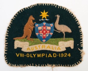 1924 PARIS OLYMPICS - ROBERT BROADBENT, AUSTRALIAN CYCLIST:  selection of items belonging to Broadbent comprising Australian Team patch embroidered with Australian Coat of Arms and 'VIII- OLYMPIAD - 1924' beneath, together with a photograph of Broadbent i