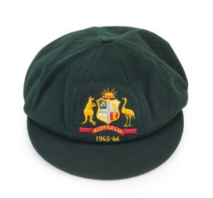 GRAHAM MCKENZIE COLLECTION - 1965-66 ASHES SERIES IN AUSTRALIA: Ian Chappell's "Baggy Green" for the 1965-66 Ashes Series in green wool with embroidered Australian Coat-of-Arms & '1965-66' on the front and the interior label marked 'CHAPPELL' The cap was exchanged with Graham McKenzie, as the initial cap sizes were incorrect, and the cap also bears McKenzie's signature on the interior lining. In very good condition.