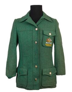 1970 COMMONWEALTH GAMES IN EDINBURGH: Green blazer embroidered with 'COMMONWEALTH GAMES/EDINBURGH 1970' and Australian Coat of Arms on pocket, good condition.