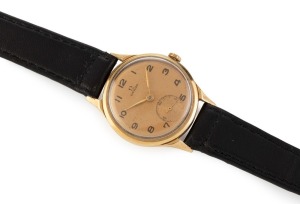 OMEGA manual wristwatch in yellow gold case with Arabic numerals and subsidiary dial, ​​​​​​​3.5cm wide including crown
