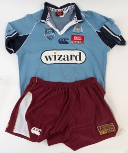 STATE OF ORIGIN - SIGNED SPORTSWEAR: Andrew Johns signature on NSW State of Origin guernsey (size 2XL) plus Cameron Smith signature of Queensland State of Origin shorts (size 42). (2 items)