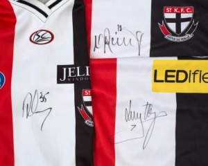 ST KILDA: ISC guernseys, signed by Robert Harvey (size XL), Nick Riewoldt (size M), or Lenny Hayes (size L). (3)