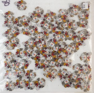THE SYDNEY OLYMPIC FEDERATION ARCHIVES - COLLECTOR PINS: Sydney 2000 pins promoting 'Salt Lake 2002' Winter Olympics, 80 units of identical design.