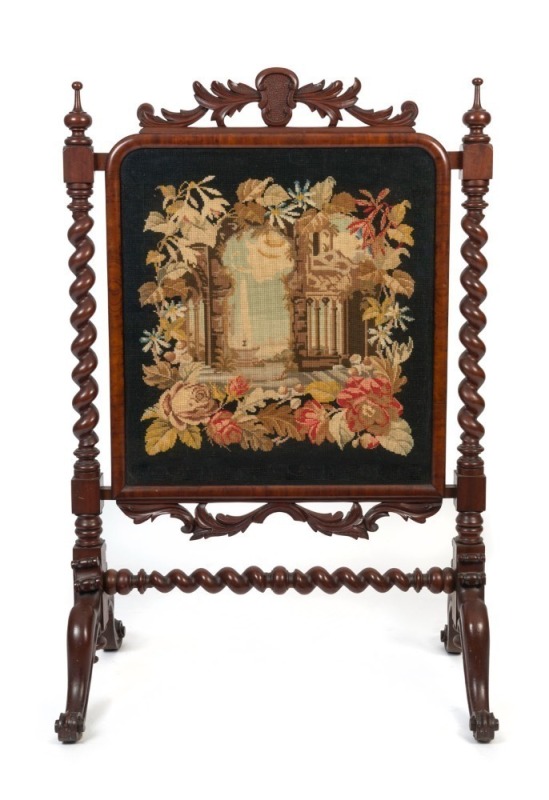 An antique English mahogany fire screen with barley twist decoration and tapestry insert, 19th century, 112cm high, 75cm wide