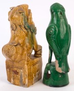 An antique Chinese pottery lion statue together with a green parrot statue, Ming and Qing Dynasties, 21cm and 22cm high - 2