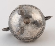 A Chinese silver censer with dragon handles and cabochon jade finial, 19th/20th century, 9.5cm high, 102 grams - 3