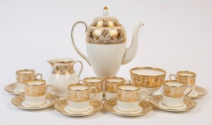 WEDGWOOD "Gold Florentine" 17 piece English porcelain tea set, (setting for 6 with 2 additional cups), the teapot 26cm high