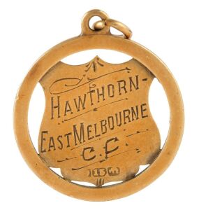 Hawthorn-East Melbourne Cricket Club, 15ct gold award fob with VCA to shield on front; circa 1920s.