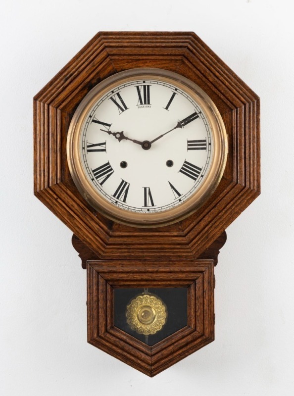 SESSIONS American drop-dial wall clock on oak case with 8 day time and strike movement and Roman numerals, early 20th century, ​​​​​​​61cm high