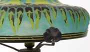 SCHNEIDER Art Deco cameo glass table lamp and shade with hand made wrought-iron gallery, early 20th century, engraved signature to base with pictorial amphora mark, 42cm high - 6