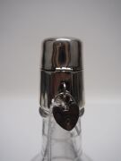An antique decanter with fine wheel-cut decoration and silver top with lock, 19th/20th century, ​​​​​​​29cm high - 4