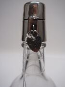 An antique decanter with fine wheel-cut decoration and silver top with lock, 19th/20th century, ​​​​​​​29cm high - 5