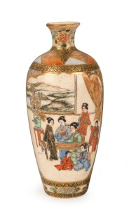 SATSUMA Shozan antique Japanese earthen ware baluster shaped vase, Meiji period, 19th/20th century, 12.5cm high