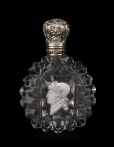 BACCARAT French crystal scent bottle with embedded classical portrait and silver top, 19th century, ​​​​​​​6.5cm high