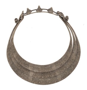 MIAO Chinese tribal triple banded necklace with engraved decoration, 20th century, 21cm wide overall,