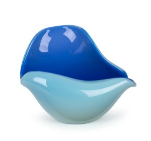 SEGUSO VERTI DÁRTE blue Murano glass shell bowl, 21cm high, 26cm wide 