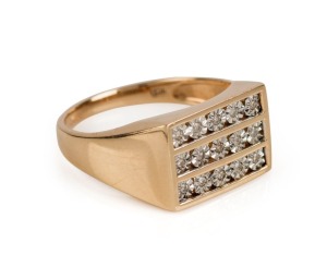 A 9ct yellow gold gent's ring, set with 15 brilliant cut white diamonds, stamped "9ct", ​​​​​​​5.3 grams