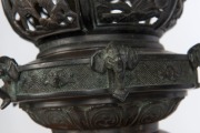 An antique Chinese cast bronze temple&nbsp;lantern, 18th century, later wooden plinth, 50cm high, 46cm wide - 3