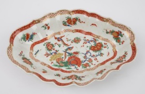 DR. WALL "PHOENIX" pattern English porcelain dish, 18th century, 26.5cm wide