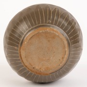 An antique Thai celadon vessel with embossed floral motif, 18th century, ​​​​​​​10cm high - 2