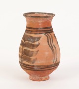 A Columbian pottery vessel, unknown age, ​​​​​​​12.5cm high - 2