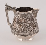 An antique Indian silver jug 19th century, 9.5cm high, 124 grams - 4