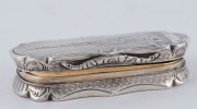 NATHANIEL MILLS antique English sterling silver vinaigrette adorned with an engraved image of THE SIR WALTER SCOTT MEMORIAL, made in Birmingham, circa 1848, 5.5cm wide - 3