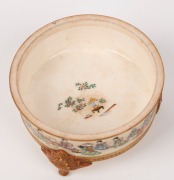 SATSUMA Kinkozan&nbsp;antique Japanese earthen ware circular box, Meiji period, 19th/20th century, 7cm high, 9.5cm wide - 2