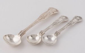 An antique sterling silver King's pattern mustard spoon by William Robert Smiley of London, circa 1842; together with a pair of sterling silver salt spoons by John William Kirkpatrick of London, circa 1886, (3 items), 11cm and 8.5cm long, 52 grams total