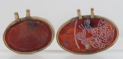 Two Ottoman Koranic&nbsp;pendants, mounted in gilt metal, 19th/20th century, ​​​​​​​5cm and 4.5cm wide - 2