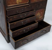 An antique Japanese travelling cabinet with 6 drawers and 2 doors, decorated with gilded panels and bronze mounts, Meiji period 19th/20th century, ​​​​​​​46cm high, 49cm wide, 32cm deep - 2