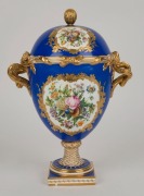 Coalbrookdale antique English porcelain pair of lidded table urns with royal blue ground, gilt decoration and hand-painted vignettes, signed to the base, 19th century, 32cm high  - 4