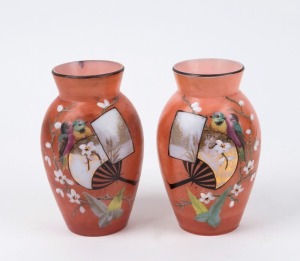 A pair of antique glass vases with Japanese inspired decoration, 19th century, 16cm high