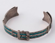 An American silver and turquoise watch band, together with a Texas tie in silver, enamel and turquoise, 20th century, (2 items) - 2