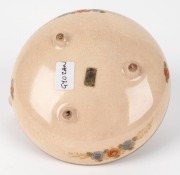 SATSUMA Gyozan antique Japanese earthen ware teapot, Meiji period, 19th/20th century, 7cm high, 10cm wide - 2