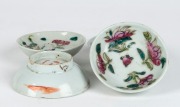 Thirteen assorted Chinese porcelain serving dishes, 19th/20th century, ​​​​​​​the largest 19.5cm diameter - 2